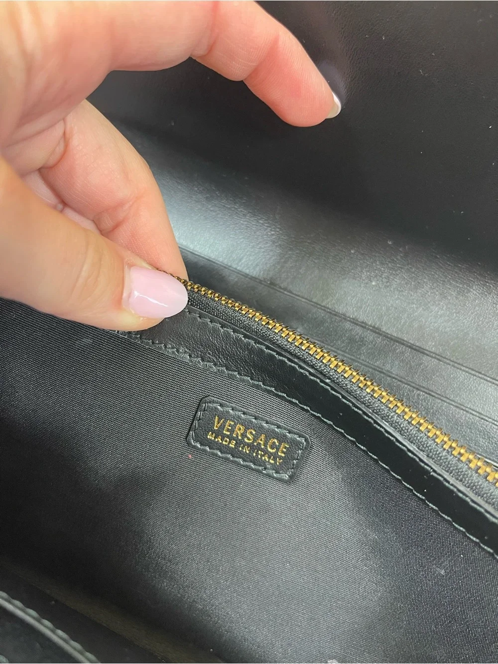 Versace Baroque Medusa Chain Clutch Black Pink Gold Leather Wallet Crossbody